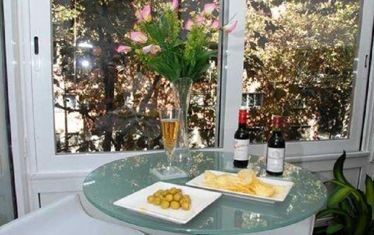 Alba1924 Bed and Breakfast Madrid Buitenkant foto
