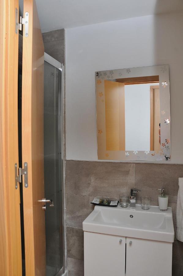Alba1924 Bed and Breakfast Madrid Buitenkant foto